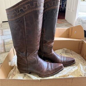 Ariat Sahara Brown Leather Western Boots